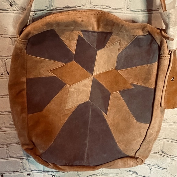 COPY - Free People Suede Multicolor RARE crossbody/ Zipper Bag. NWOT - Picture 7 of 10